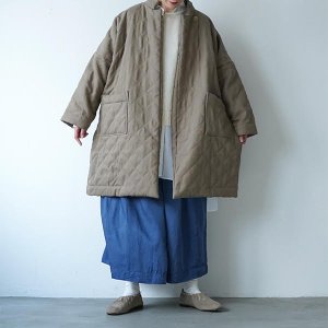 GALLEGO DESPORTES / coat with high collar, pockets in the side seems 22AW