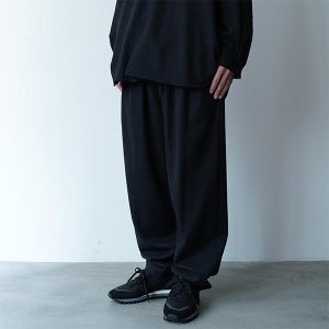 <img class='new_mark_img1' src='https://img.shop-pro.jp/img/new/icons23.gif' style='border:none;display:inline;margin:0px;padding:0px;width:auto;' />WIRROW/ Botany wool drawstring pants(unisex ) 22AW 