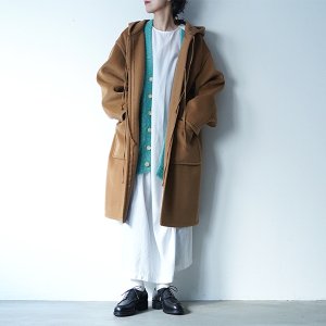 <img class='new_mark_img1' src='https://img.shop-pro.jp/img/new/icons23.gif' style='border:none;display:inline;margin:0px;padding:0px;width:auto;' />AURALEE / WOOL HERINGBONE PILE HOODED COAT