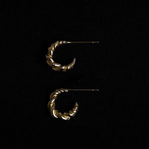 MIKA UEHARA / Large Croissant Earrings
