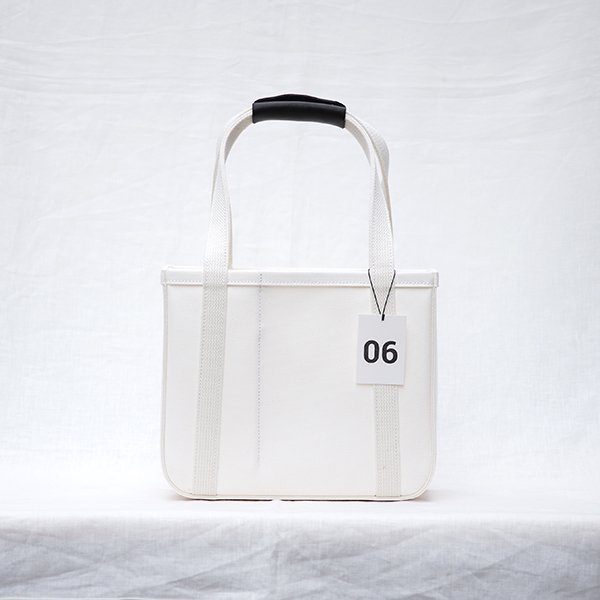 CHACOLI / Frame Tote