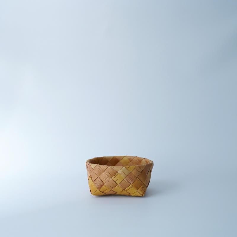 専用　白樺のかご　丸 白樺の根かがりの丸かご | iichi 日々の暮らしを心地よくする