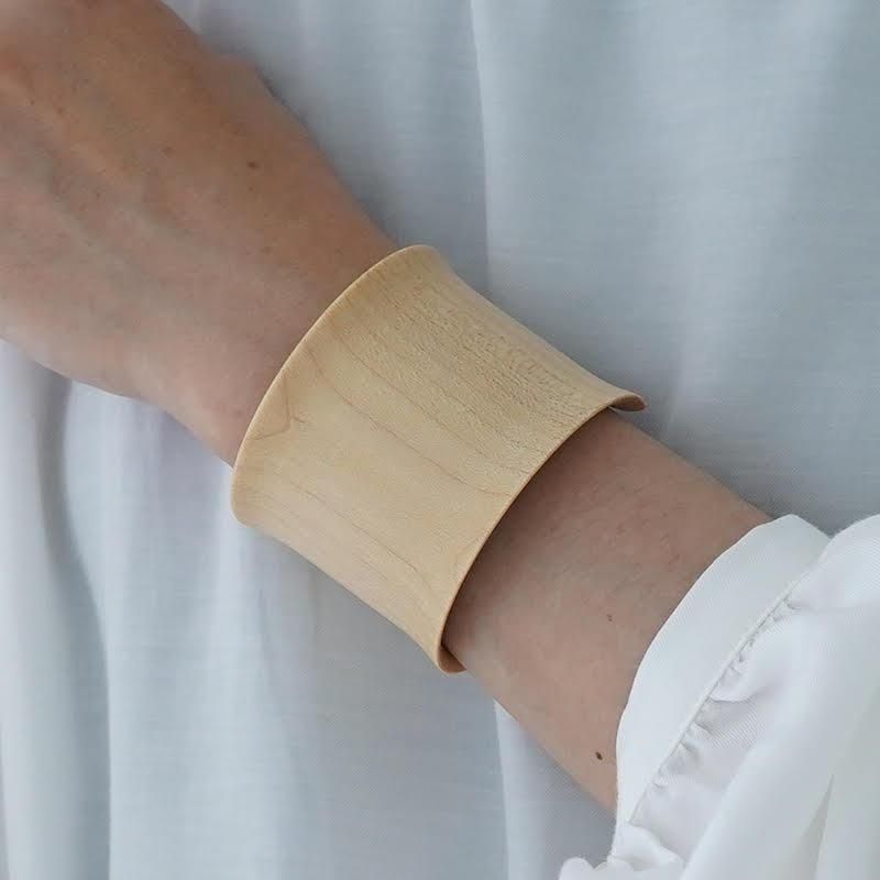 SIRISIRI / Wood Bangle SLOW