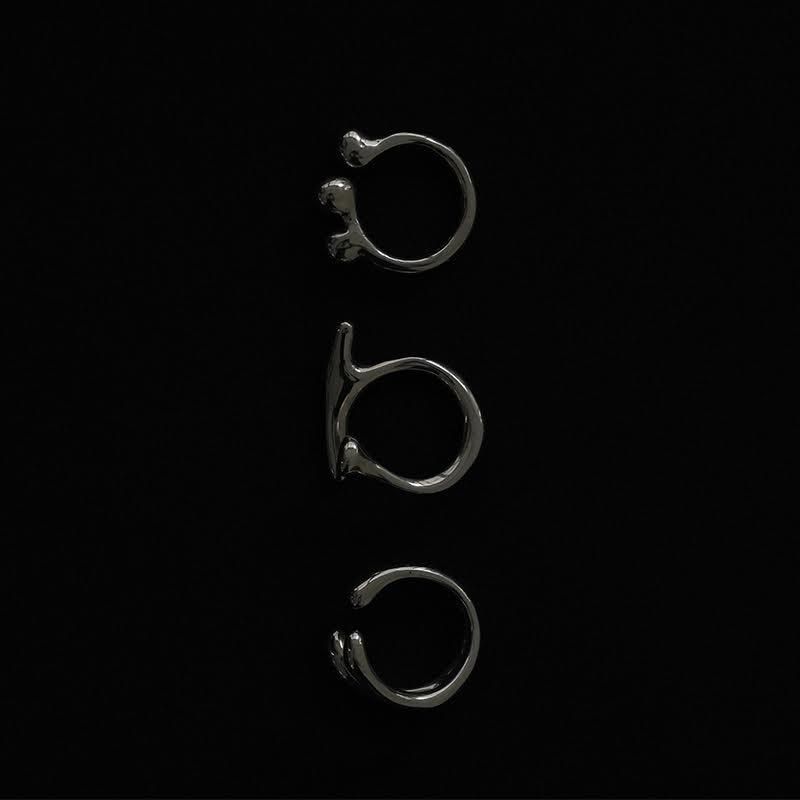 MONICA CASTIGLIONI ボール付きリング A-PISTILLI-31A / Bronze | Monica Castiglioni オフィシャル
