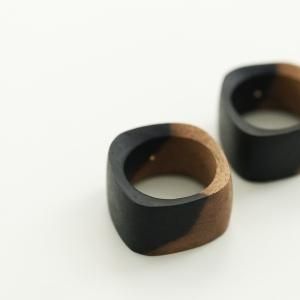 su Ha (ϡ) / Square ring Wood ring 