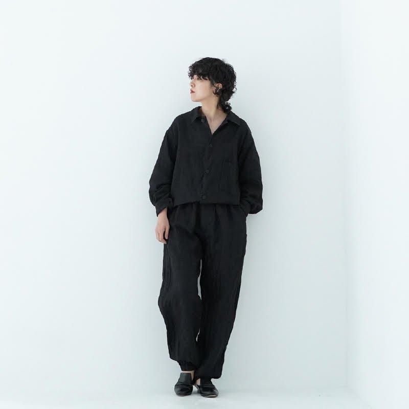 COMOLI 空紡オックス 折り畳も ドローストリングパンツ ブラック COMOLI 空紡オックス 折り畳も ドローストリングパンツ ブラック