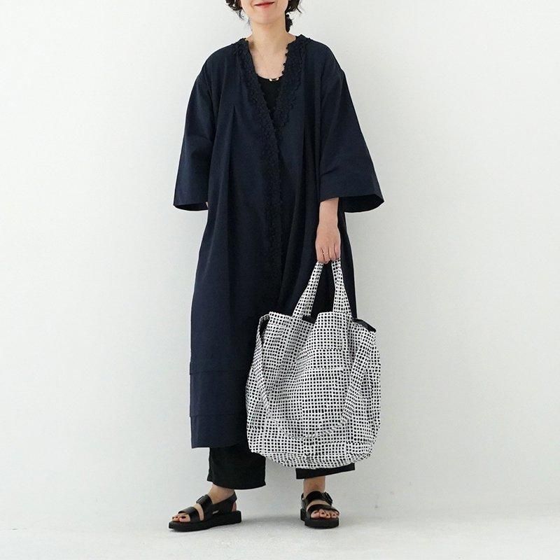 Khadi and co カディアンドコー刺繍バッグ