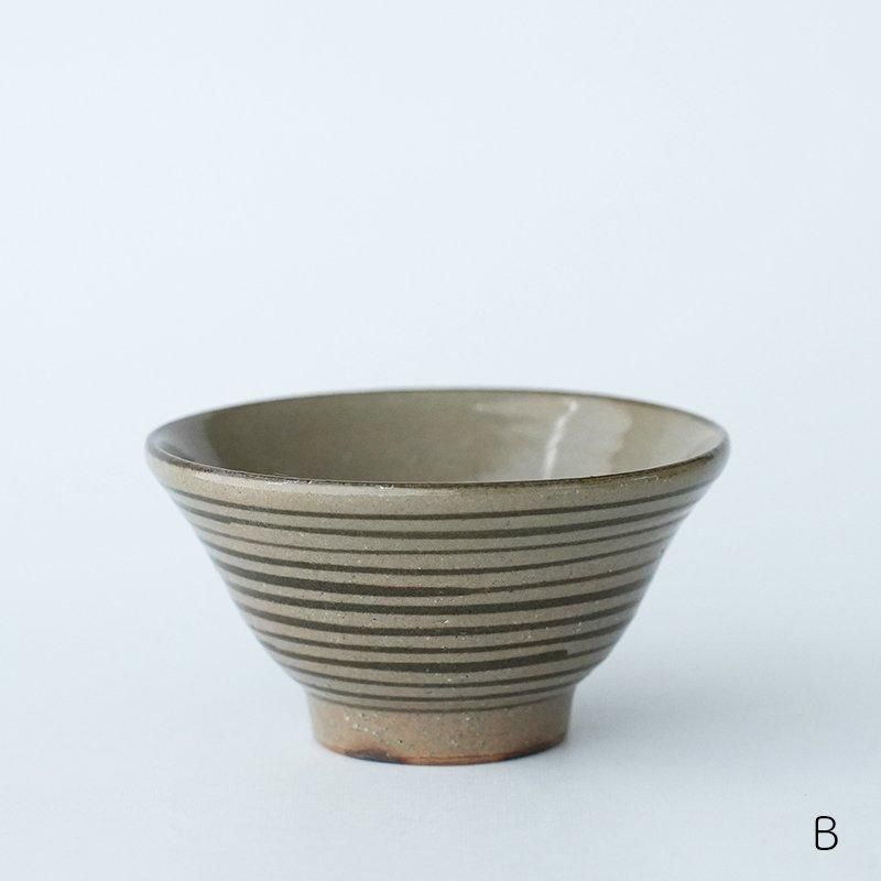 つぼみ桜飯茶碗3.8寸（白箱）｜萩焼窯元 萩陶苑 椿秀窯 ギフト