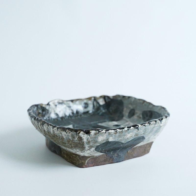 三浦宏基/手捻り角鉢