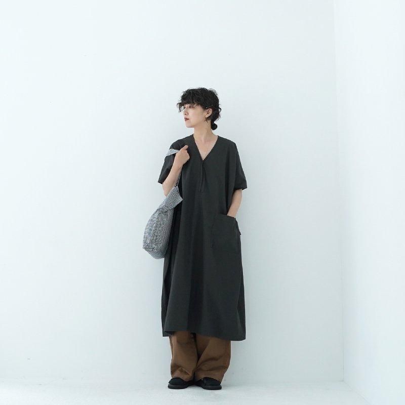 homspun(ホームスパン) / 別注 / Vネックワンピース - dieci|online shop homspun(ホームスパン) / 別注 / Vネックワンピース - dieci|online shop