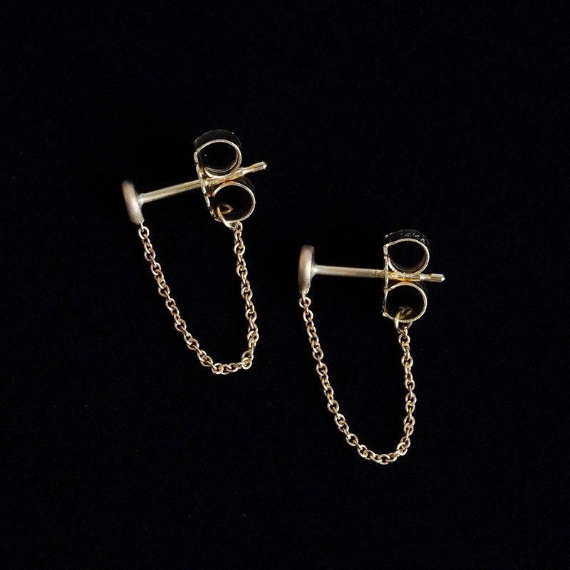 Carla Caruso】Dot and Chain Earrings