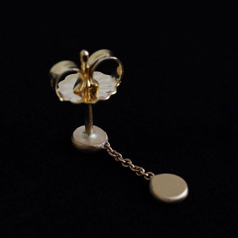 【Carla Caruso】Dot and Chain Earrings SOURCE Carla Caruso / Double Dot Earrings (14k) dieci online