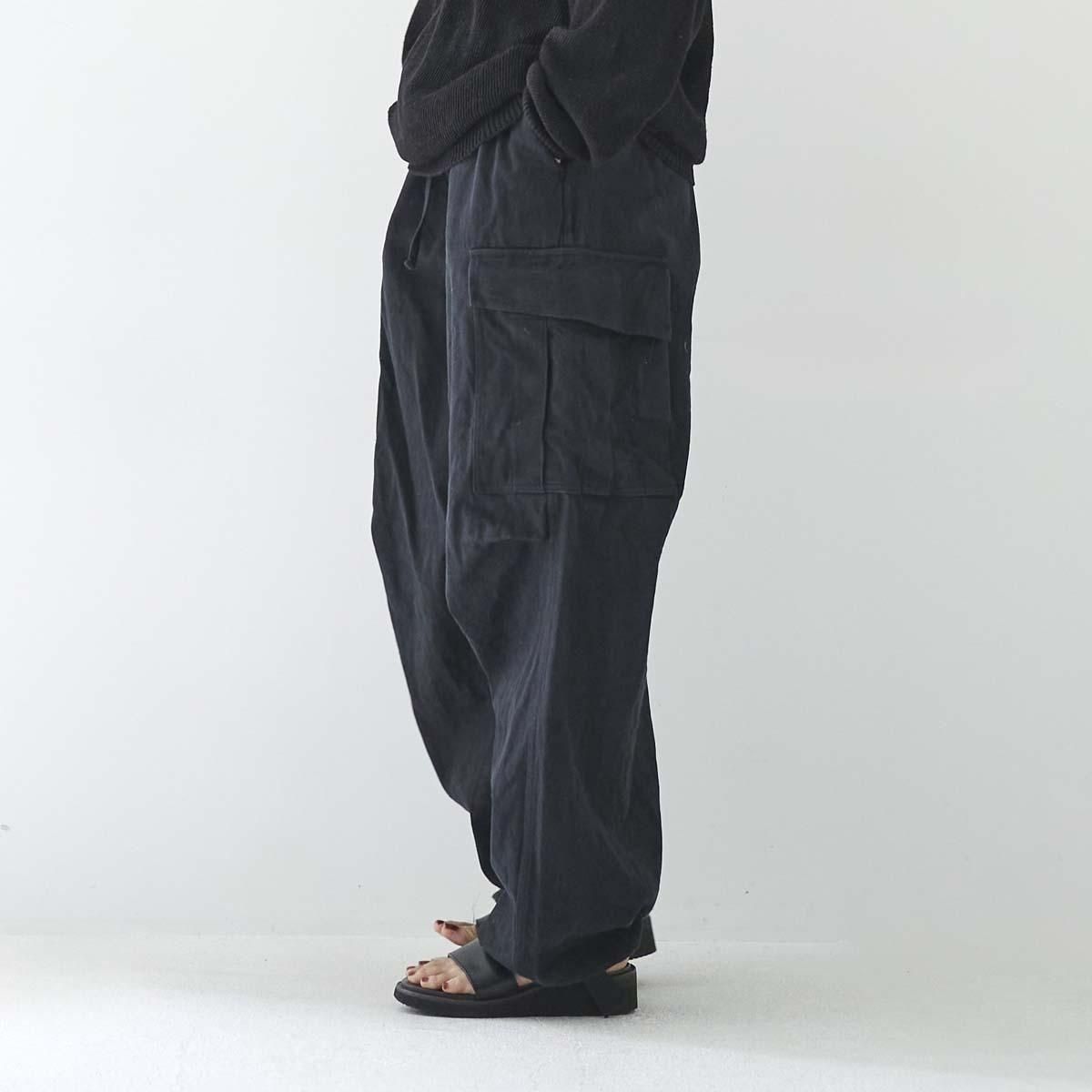 【新品•定価以下】 comoli 25ss ブラックドリル6pパンツ COMOLI ブラックドリル 6Pパンツ - DIMPLE