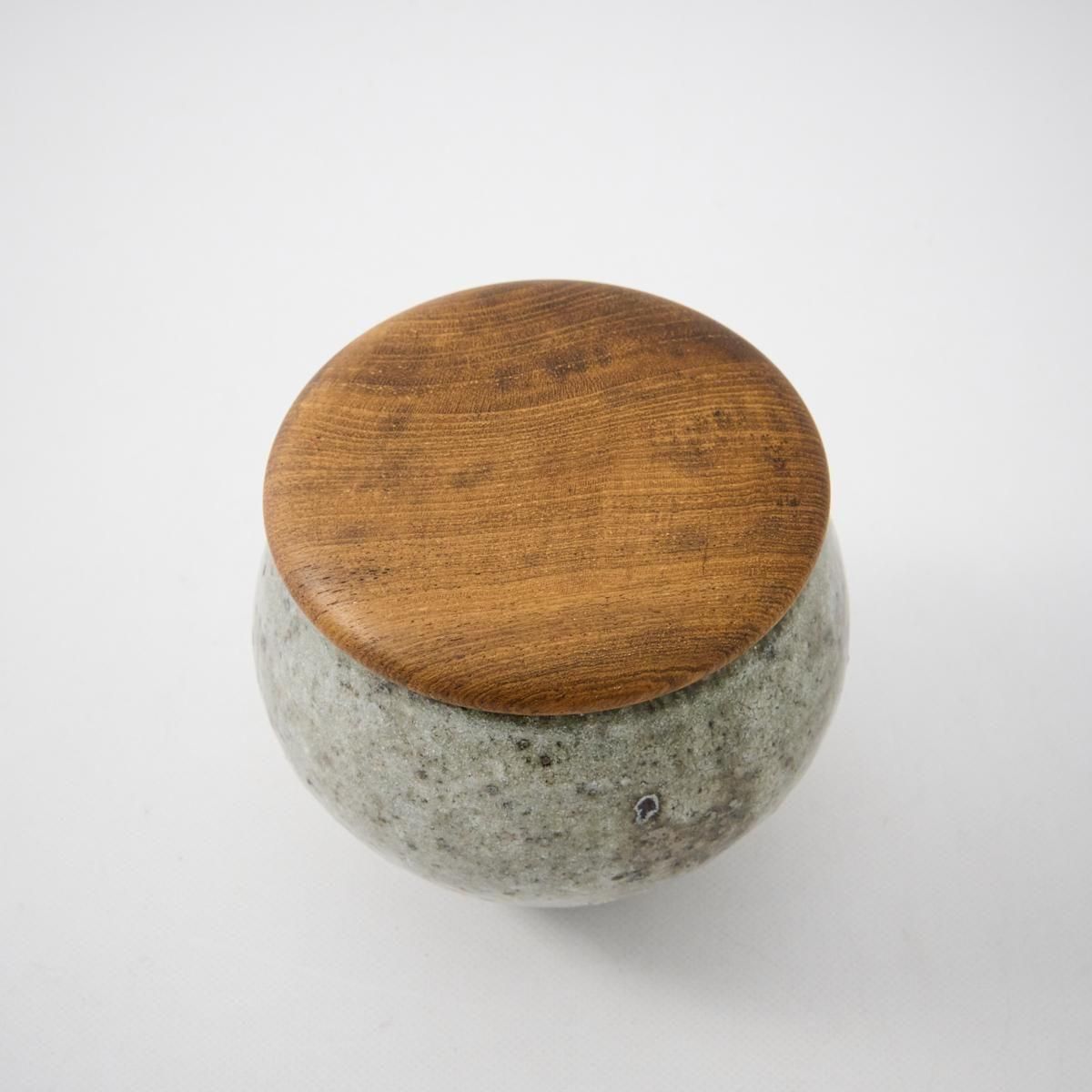 八田亨さん　壺　花器 八田亨 初窯 塩壺（左馬）｜Discover Japan 公式オンラインショップ