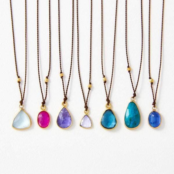 SOURCE Margaret Solow / Enclosed Stone Necklace