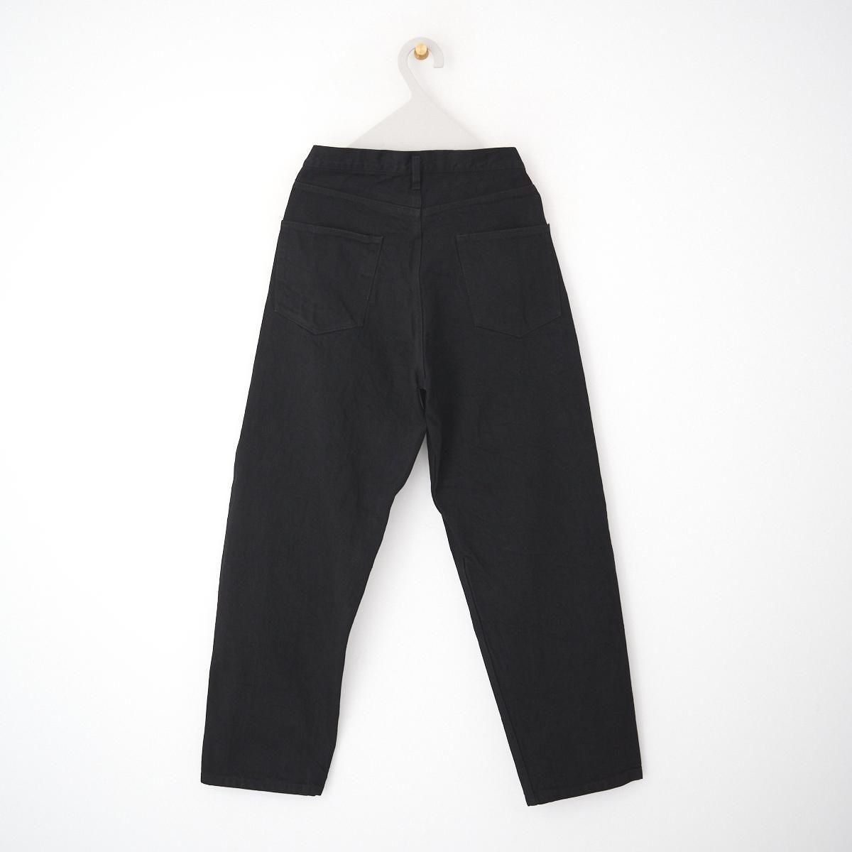 COMOLI BLACK DENIM TAPERED PANTS 1 新品 COMOLI Black Denim Tapered Pants, Black – Navyblue