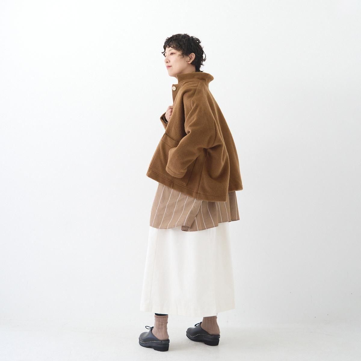 GALLEGO DESPORTES /raglan sleeves jacket with big pockets