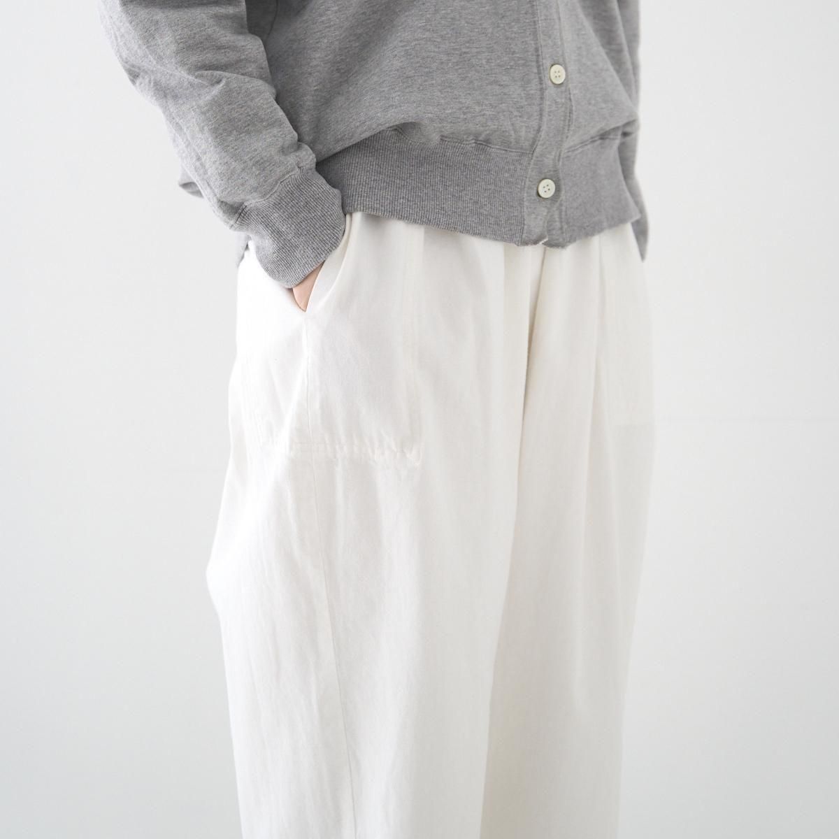 homspun(ホームスパン）/ 10オンスデニムギャザーパンツ(ホワイト