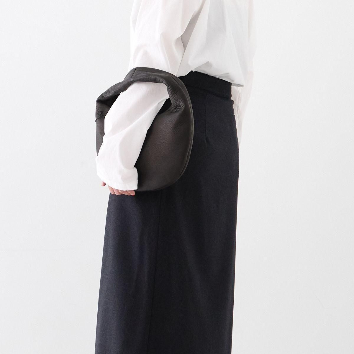 Aeta / ROUND ONE SHOULDER:M
