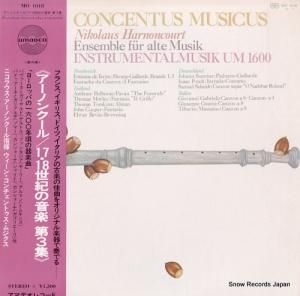 ˥饦Υ󥯡 β裳 MO1018