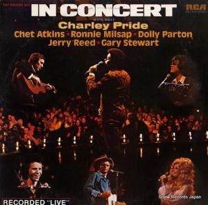 V/A in concert with host charley pride CPL2-1014