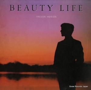ȥСإꥪ beauty life INTO3