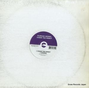 եꥢ󡦥ᥤǥ chase the robot TRAPEZ071