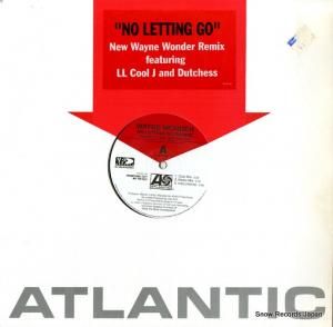 󡦥 no letting go (remix) PR301154