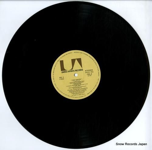 ジョン・ウィリアムス - トム