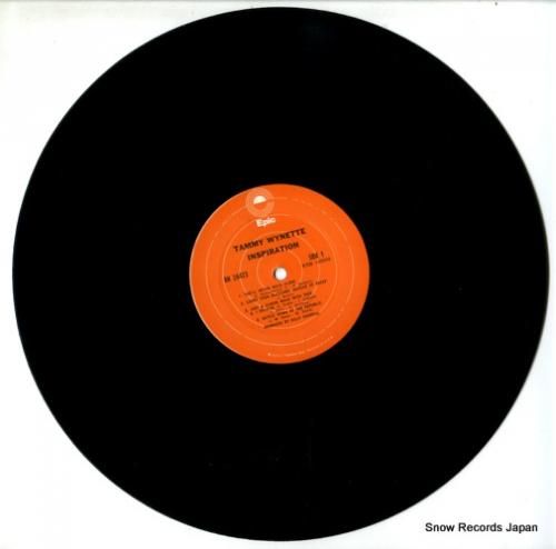 タミー・ウィネット - ins