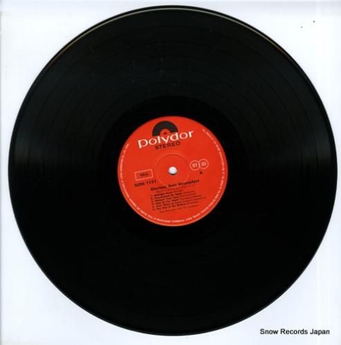 ベルト・ケンプフェルト - 栄