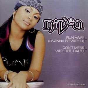 ˥ run away (i wanna be with u) / don't mess with the radio 9253360