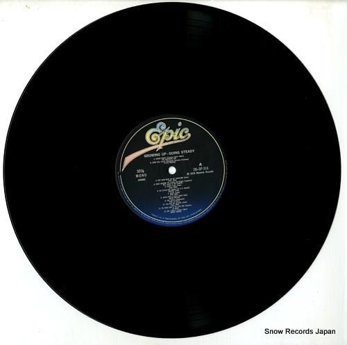 V/A - グローイング・アッ