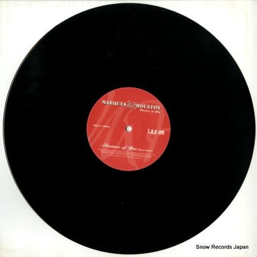 マーケス・ヒューストン - b