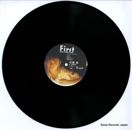 杉浦幸 - ファースト - L