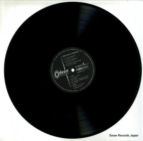 シャルル・アズナヴール - 愛