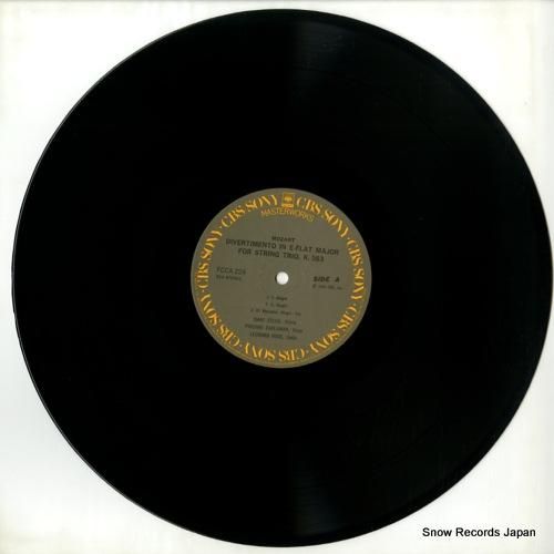 アイザック・スターン - モー