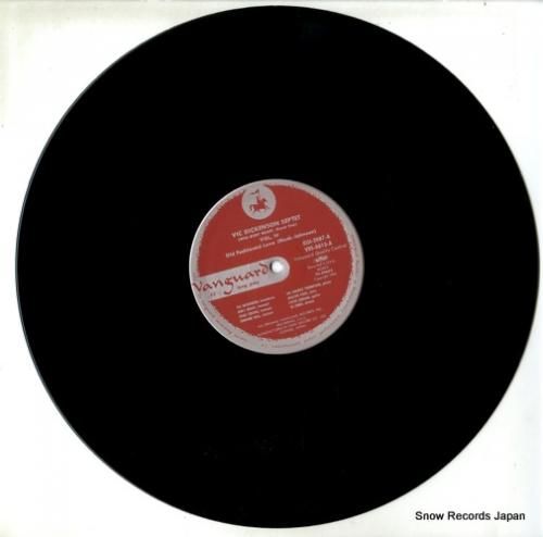 ヴィック・ディッケンソン -