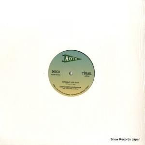 EAST COAST LOVE AFFAIR / MARY LOVE' COMER - without you / come out of the sandbox - AOTN12016