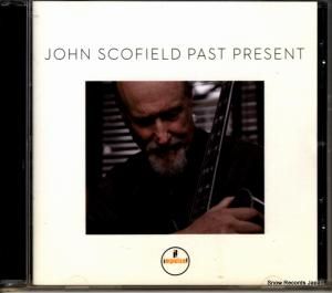 CD: 󡦥ե - past present - B0023752-02