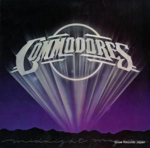 ɥ - midnight magic - M8-926M1