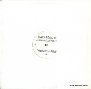MARK RONSON AND SEAN PAUL AND TWEET - international affair - MARKRONSON