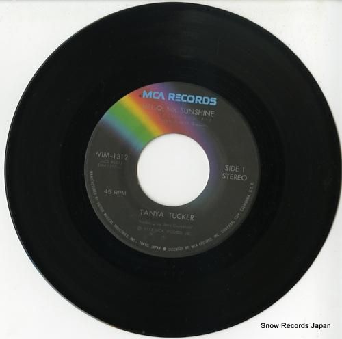 タニヤ・タッカー - ハロー・
