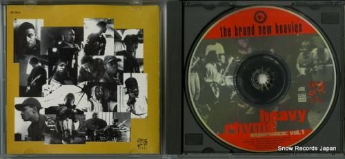 CD: ザ・ブランニュー・ヘビ