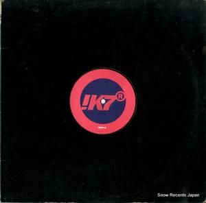 K. HAND - on a mission - K7R001