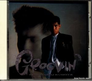 CD:  - groovin' - 32DH654