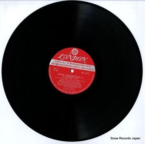 ウィーン八重奏団員 - モーツ