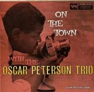 ԡ on the town with the oscar peterson trio MGV-8287