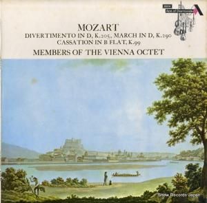 Ȭİ mozart; divertimento in d, k.205 SDD325