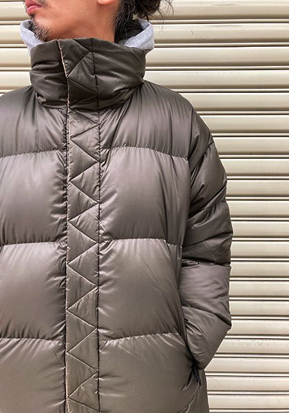 WHITE MOUNTAINEERING×TAION REVERSIBLE DOWN COAT リバーシブルダウン 